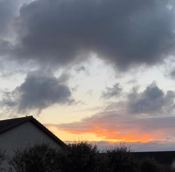 צימר Wee Coastal Snug