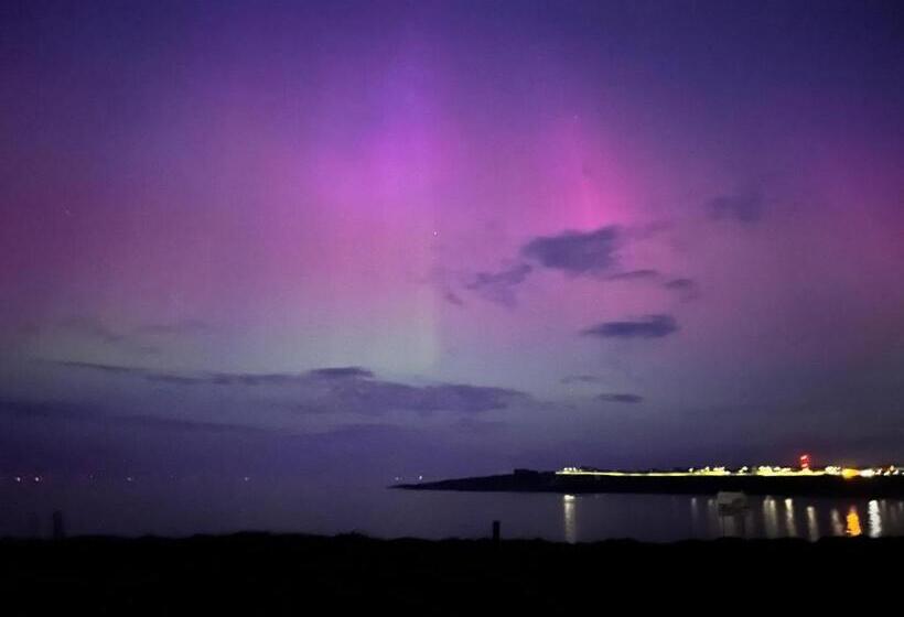 צימר Wee Coastal Snug