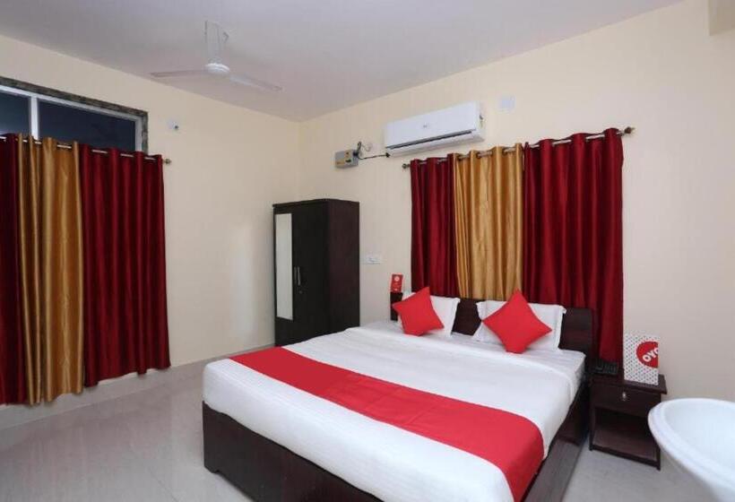 Goroomgo Hotel Moonlight Bhubaneswar   Premium Quality Of Service Awarded