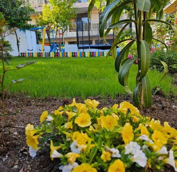 בית מלון כפרי акра ф