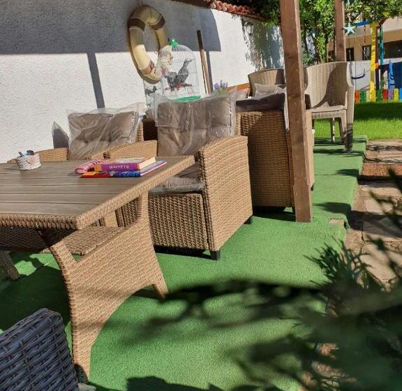 בית מלון כפרי акра ф