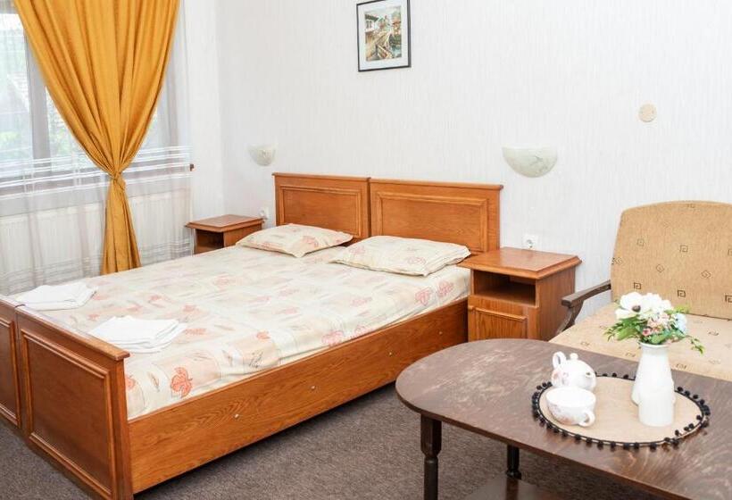 فندق комплекс плавис