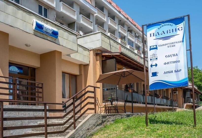 فندق комплекс плавис