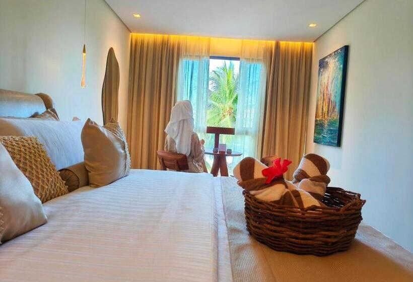 ホテル Almareia Boutique