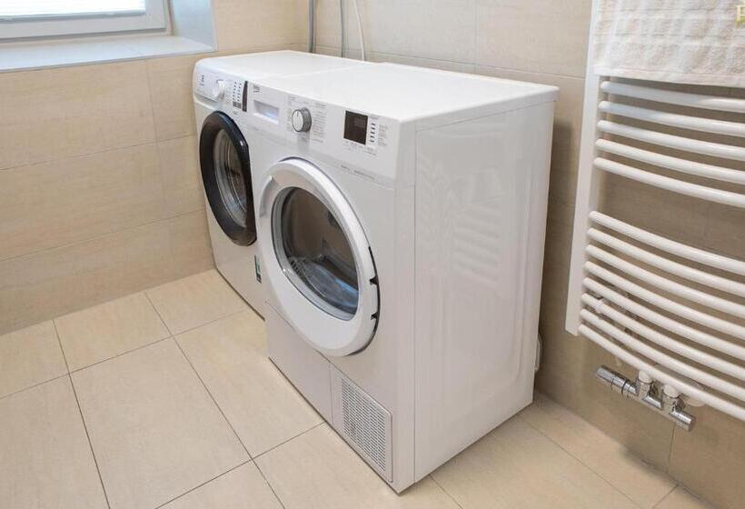 هتل Apartmány Centro Zlín