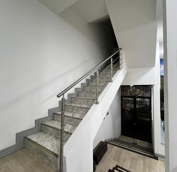 ホテル Armenia Lions