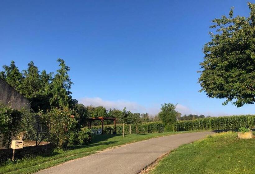 فندق Au Coeur De Notre Ferme Céréalière