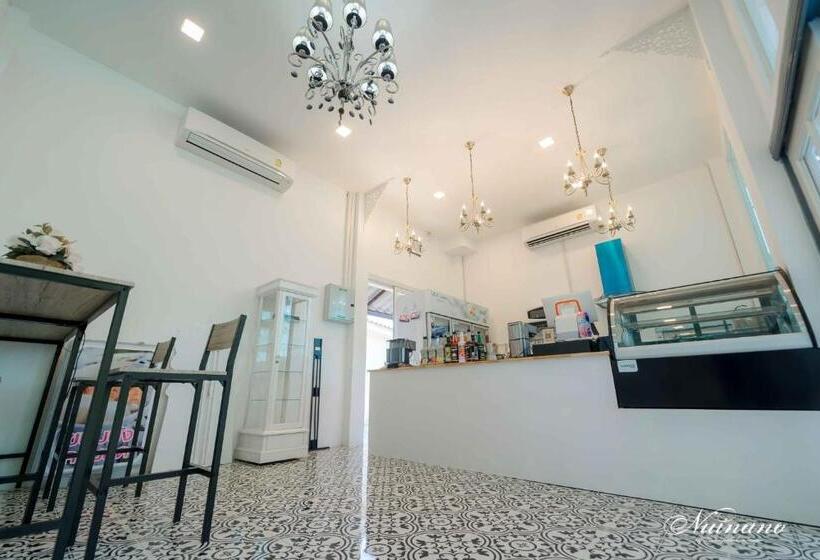 فندق Bananaleaf Wedding Cafe & Resort