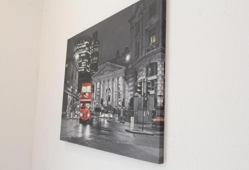 فندق Bananaleaf Wedding Cafe & Resort