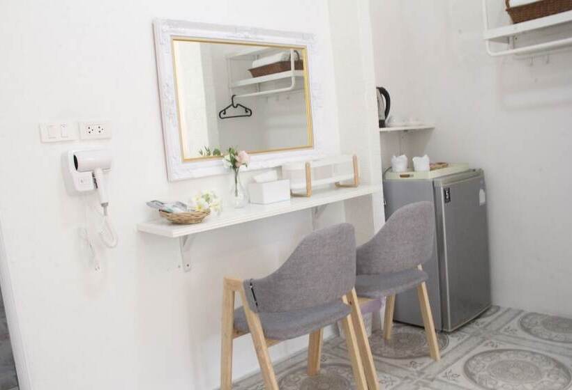 فندق Bananaleaf Wedding Cafe & Resort