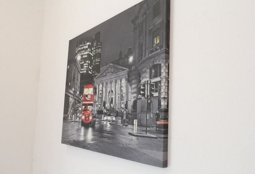 فندق Bananaleaf Wedding Cafe & Resort