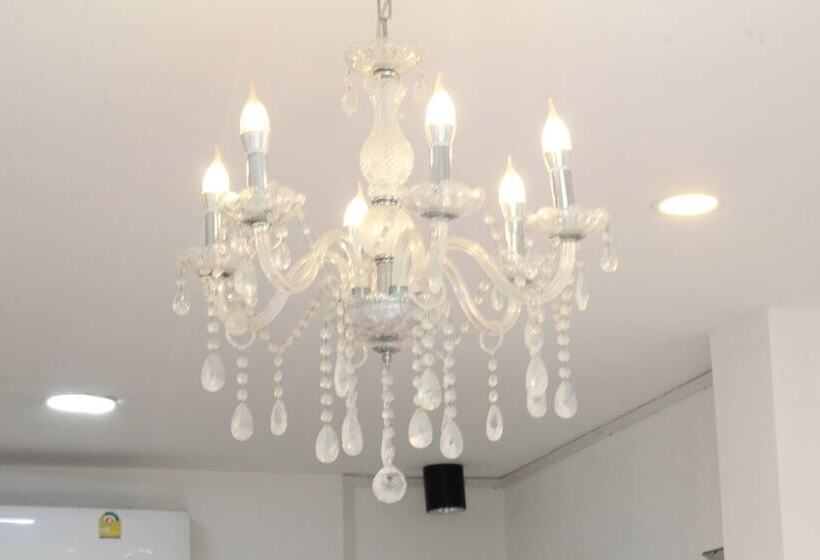 فندق Bananaleaf Wedding Cafe & Resort