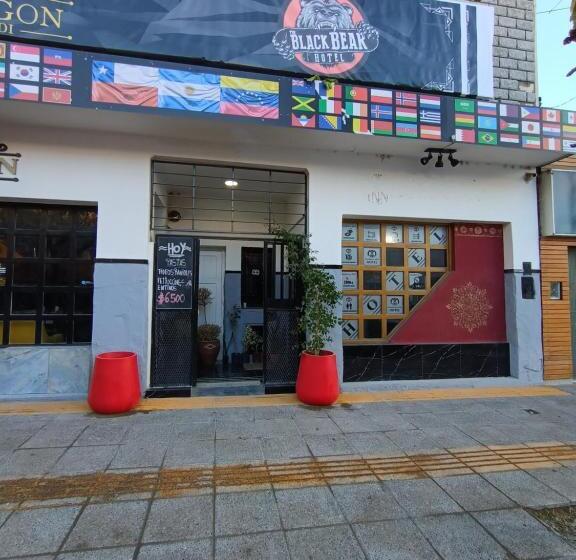 ホテル Black Bear
