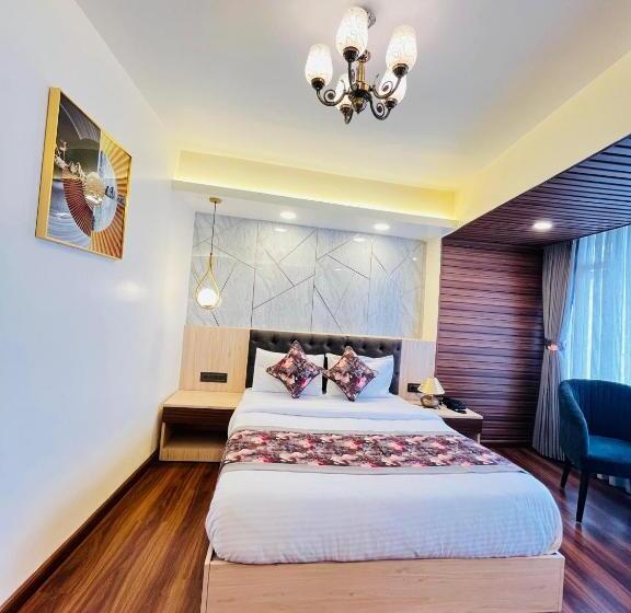 בית מלון כפרי Broadway Boutique Mall Road Darjeeling   A Luxury Collection   Best Seller