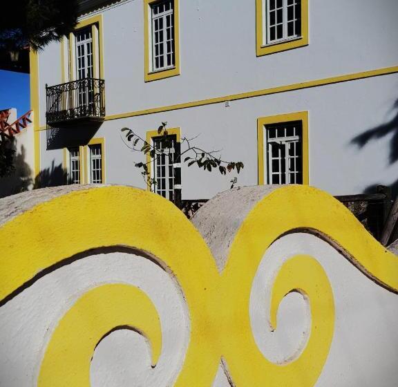 هتل Casa Do Castelo
