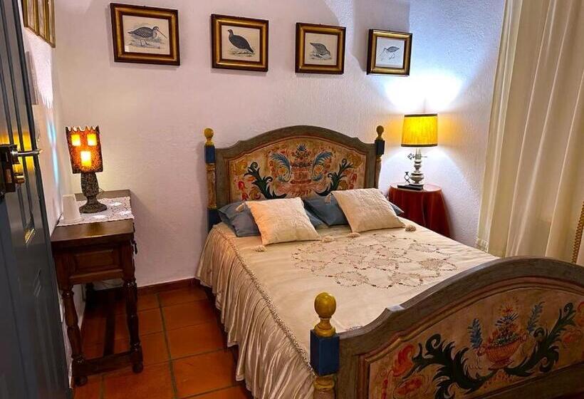 هتل Casa Do Castelo