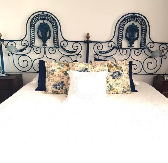 هتل Casa Do Castelo