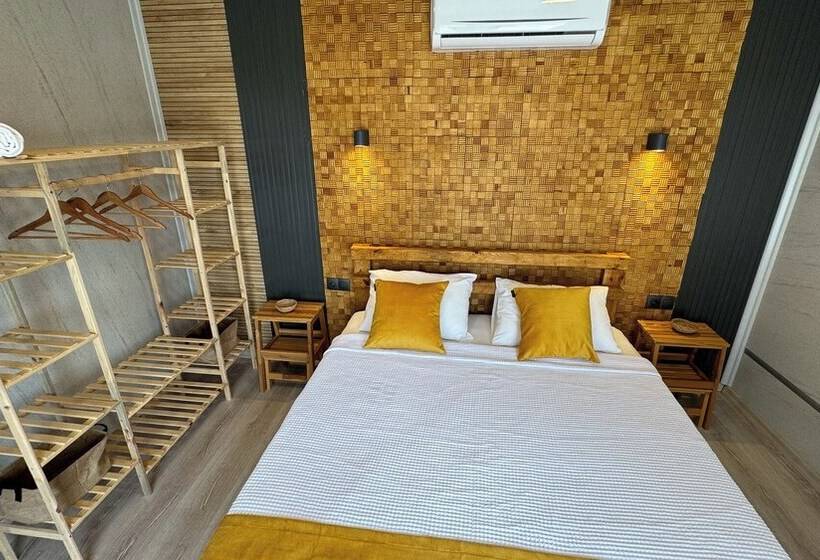 فندق Cnr Kitehouse