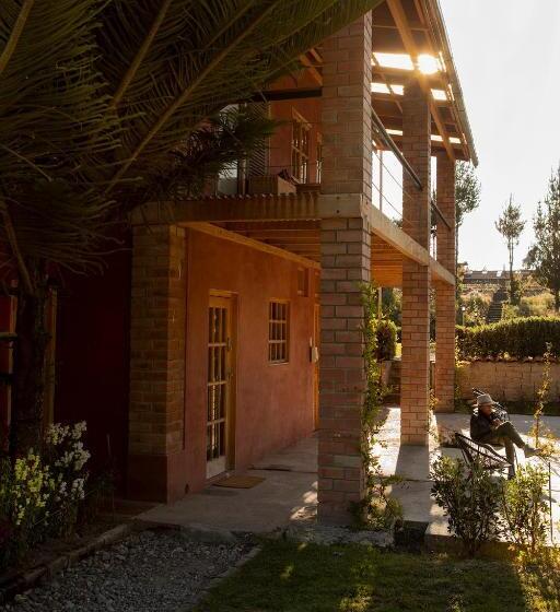 هتل Cordillera Blanca Lodge