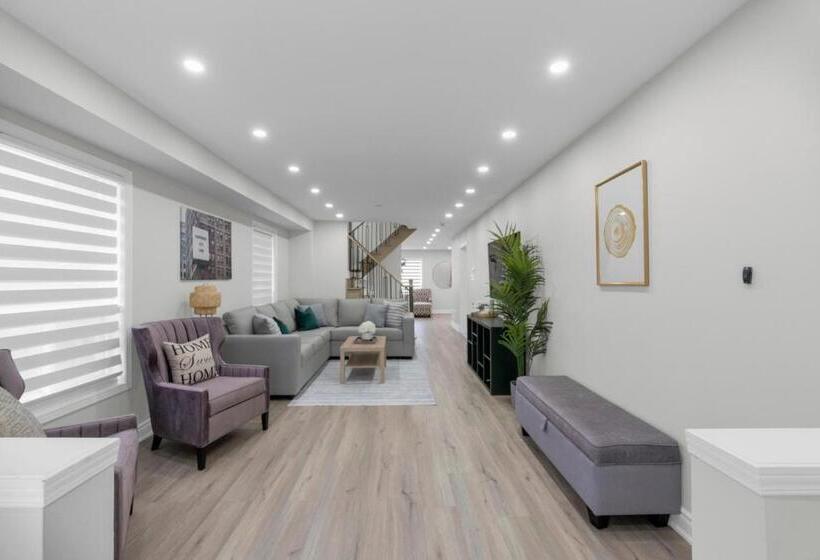 בית מלון כפרי Crescentwood Properties