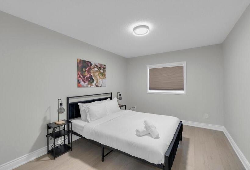 בית מלון כפרי Crescentwood Properties