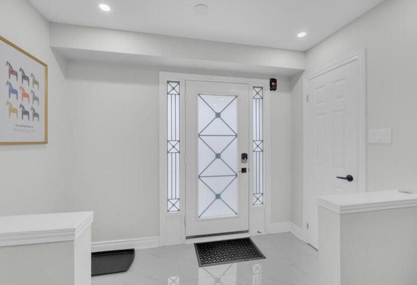 בית מלון כפרי Crescentwood Properties