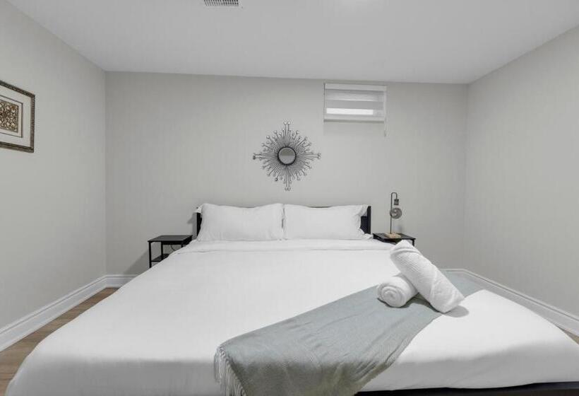 בית מלון כפרי Crescentwood Properties