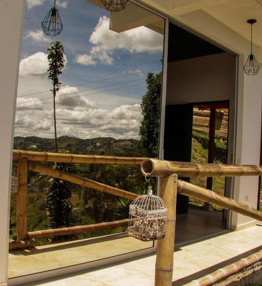 בית מלון כפרי D Cabezas Eco