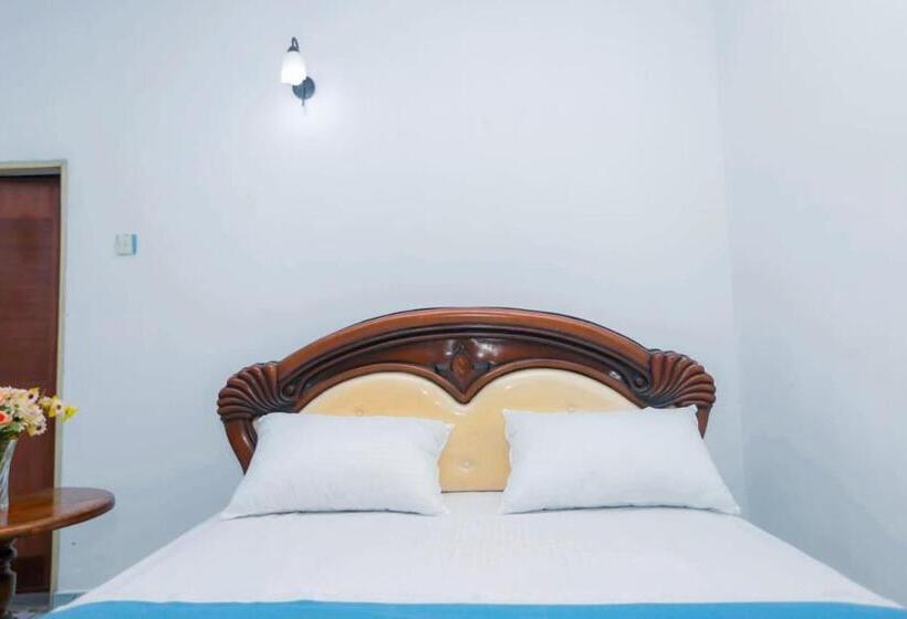 בית מלון כפרי Dee Ella