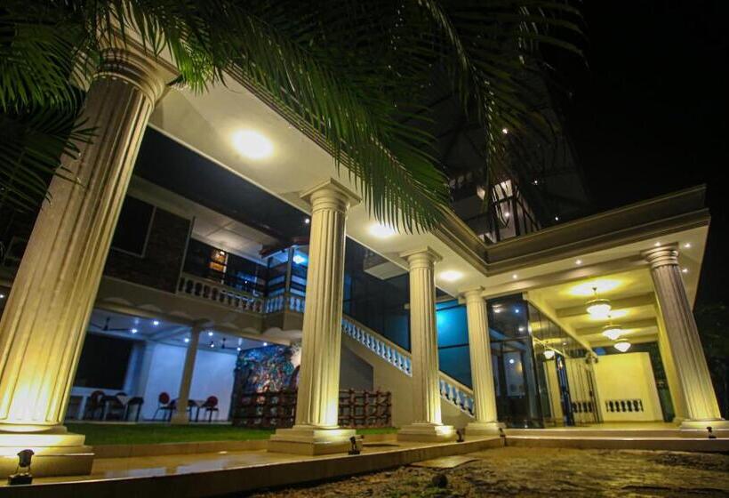 בית מלון כפרי Dee Ella