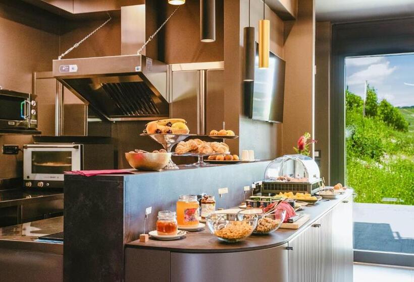 Отель Garesio Wine Resort