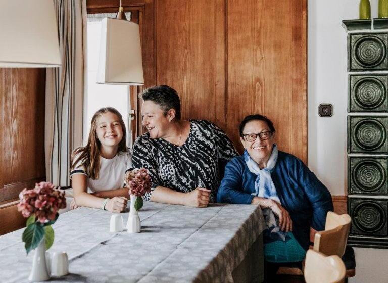 فندق Gasthof Krönele