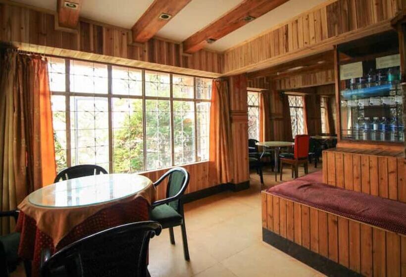 هتل Grg Broadway Anexy Darjeeling Near Chowk Bazar   Excellent Service Recommended & Couple Friendly