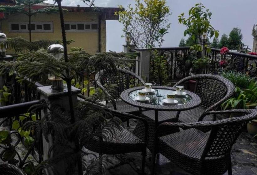 호텔 Grg Broadway Mall Road Darjeeling By Royal Collection