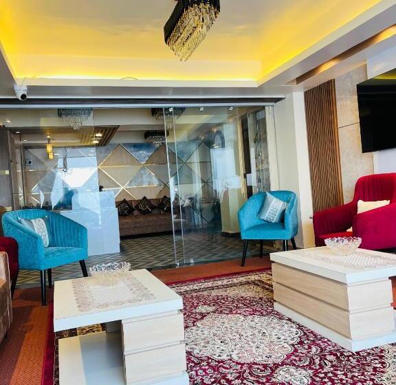 Grg Luxury Broadway Boutique Hotel At Prime Location Mall Road Darjelling Near Mahakaal Temple