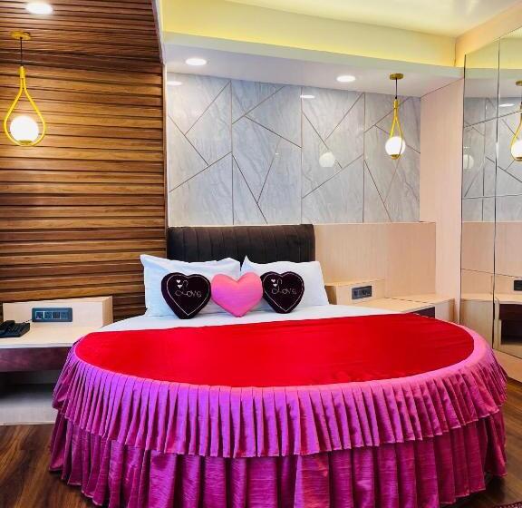 Grg Luxury Broadway Boutique Hotel At Prime Location Mall Road Darjelling Near Mahakaal Temple