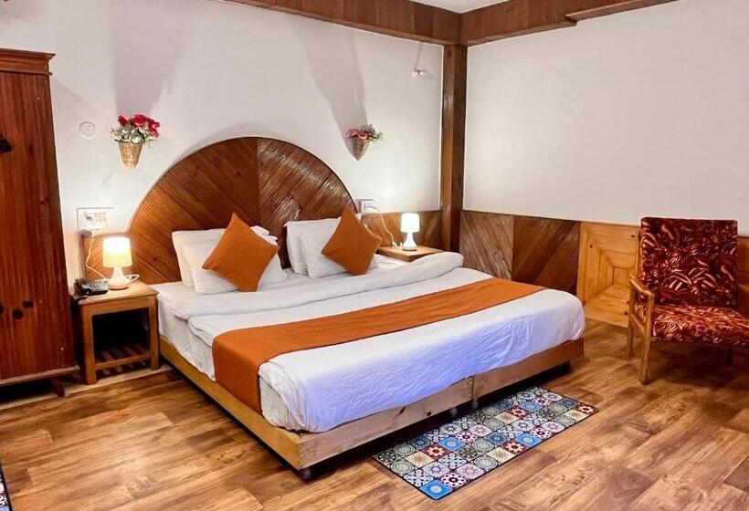 酒店 The Vista Legacy Resort, Manali   ! Near Mall Road !! Hot & Cold Ac Rooms !! Best Selling !! Big Par