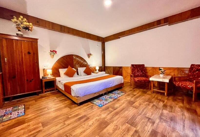 فندق The Vista Legacy Resort, Manali   ! Near Mall Road !! Hot & Cold Ac Rooms !! Best Selling !! Big Par