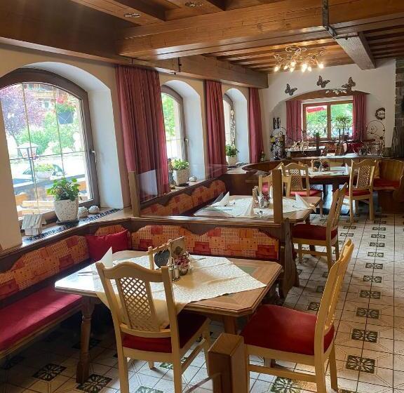 בית מלון כפרי Klausenhof