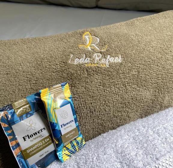 ホテル Leda Rafael