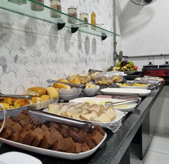 ホテル Leda Rafael