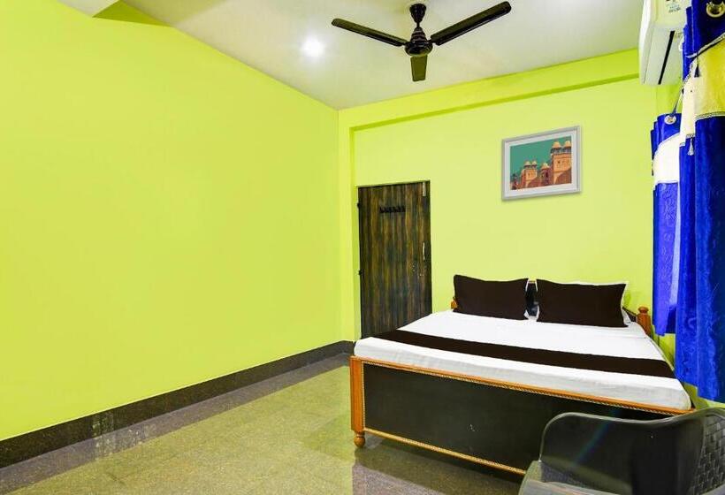 ホテル O Om Residency