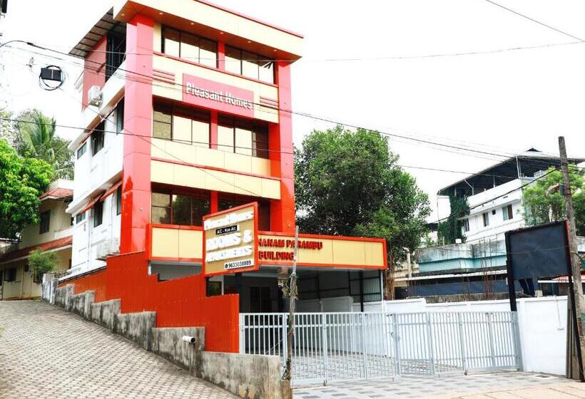 酒店 Pleasant Homes