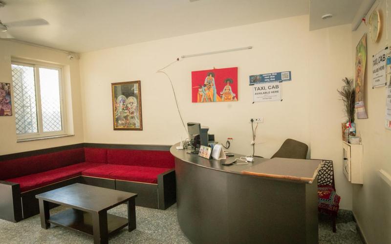 Отель Prabhupada Ashram   Iskcon