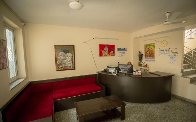 Отель Prabhupada Ashram   Iskcon