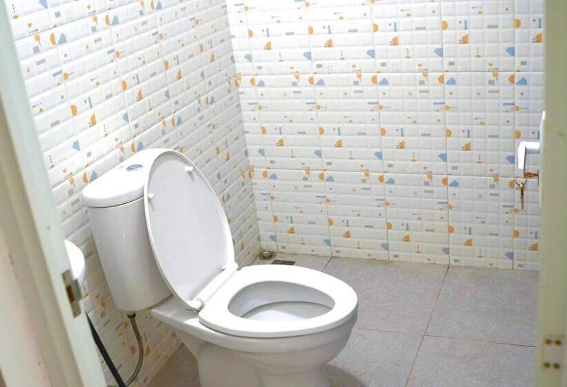 בית מלון כפרי Raja Villa