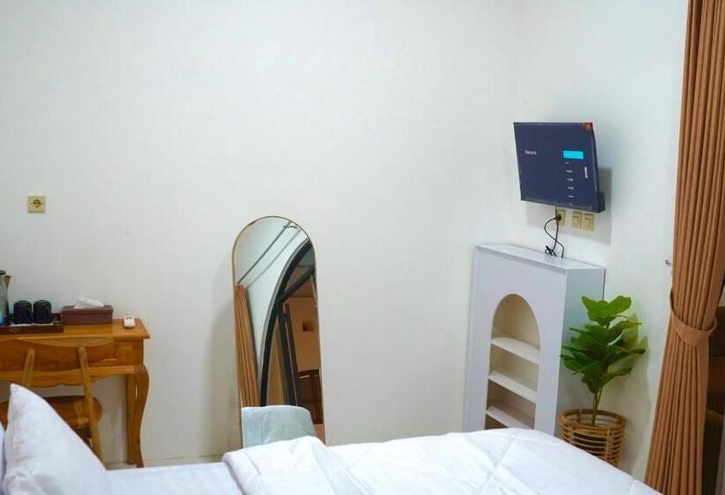 בית מלון כפרי Raja Villa