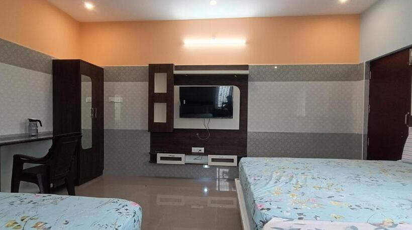 ホテル Sathyam Resorts