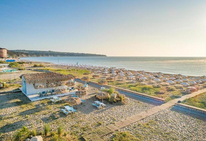 בית מלון כפרי Sunrise Residence Room Only Furnished Apartments сънрайз резиденс апартаменти