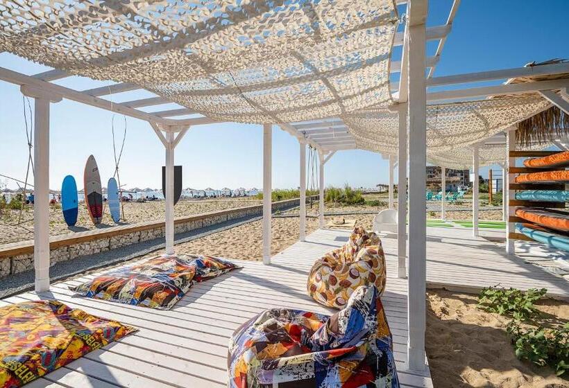 בית מלון כפרי Sunrise Residence Room Only Furnished Apartments сънрайз резиденс апартаменти